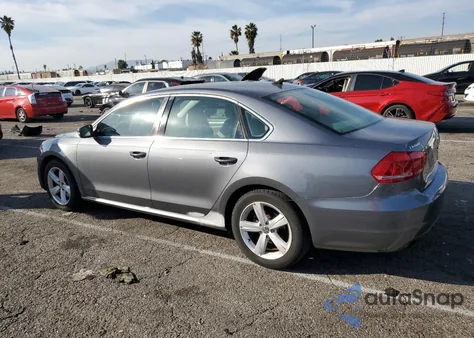 2014 Volkswagen Passat S из США, поврежденный, VIN 1VWAT7A39EC033403